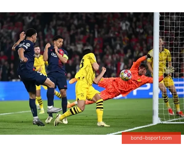 扎伊尔-埃梅里欧冠客场惊艳远射力破多特防线