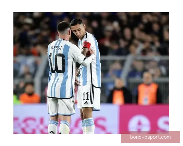 迪马利亚宣布美洲杯后退出阿根廷国家队告别国际赛场